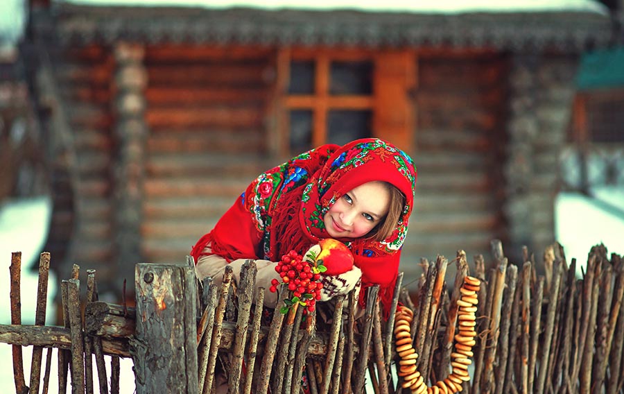 Sexy girl Women in Slavic costumes in Hermosillo